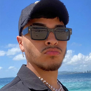 Retro Square Rivet Sunglasses – UV400 Fashion Eyewear