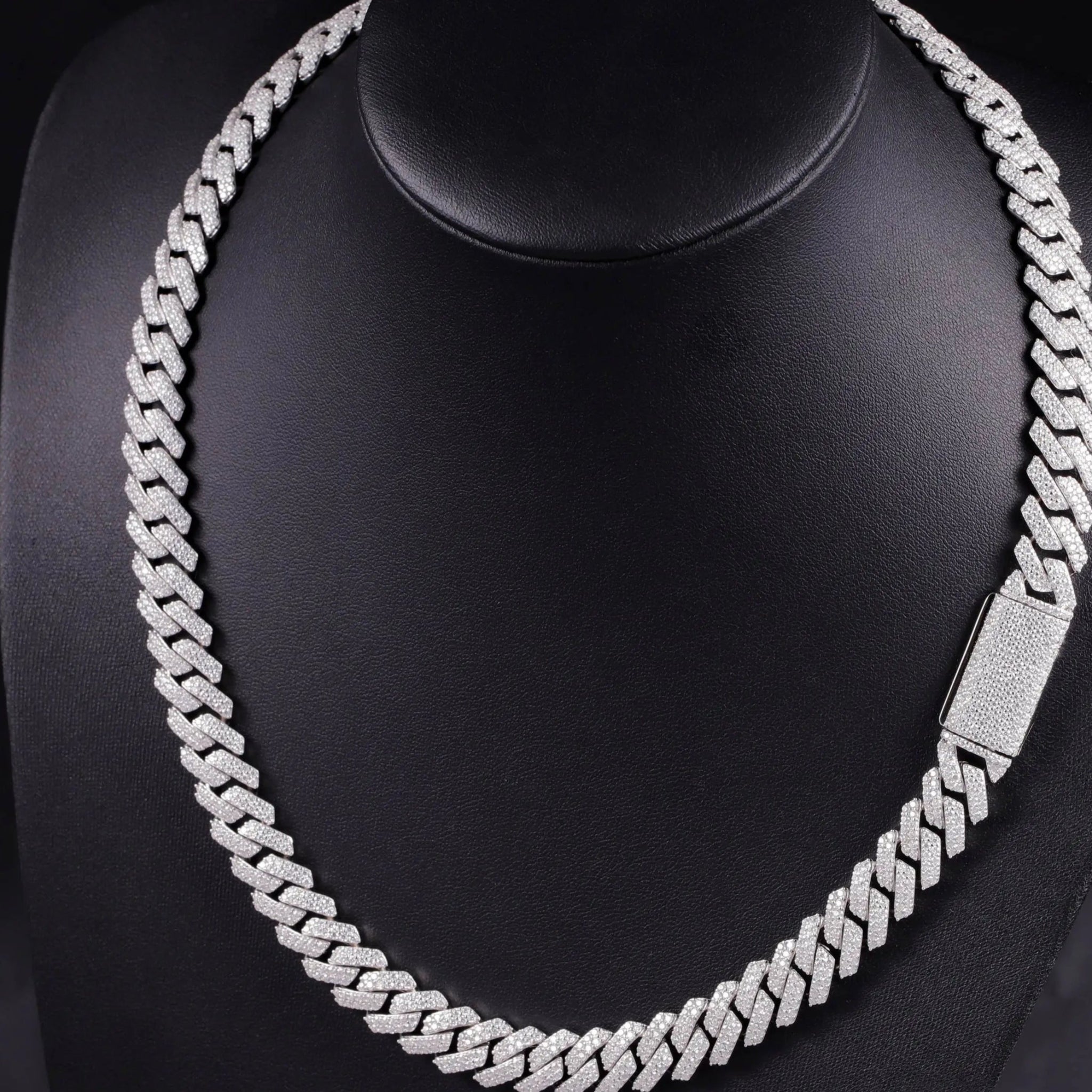 VVS Moissanite Cuban Link Chain – Gold Plated 925 Silver Necklace